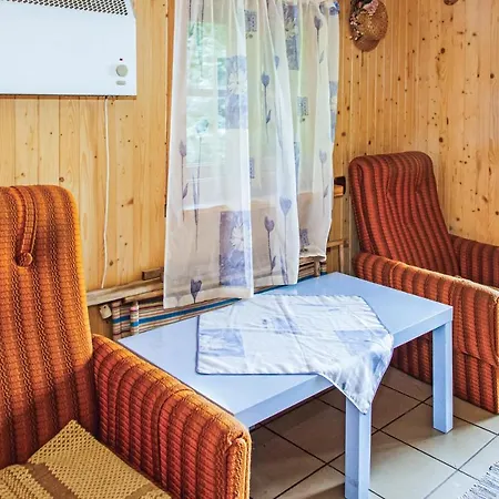 Barczewo Kaplityny V בית נופש